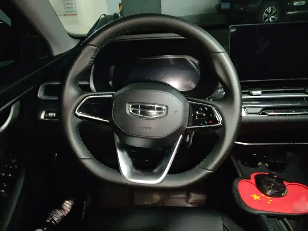 Geely Emgrand — миниатюра 6
