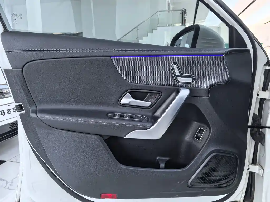 Mercedes-Benz A-Class — миниатюра 4