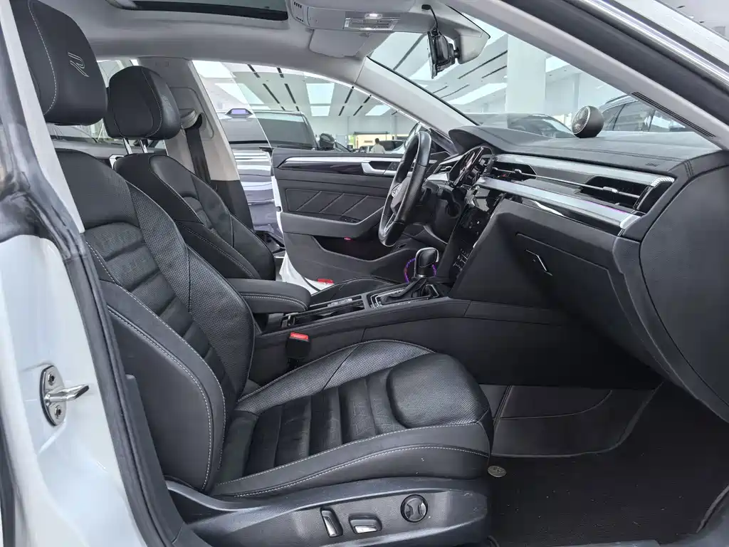 Volkswagen CC — миниатюра 12