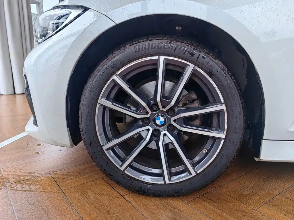 BMW 3 Series — миниатюра 14