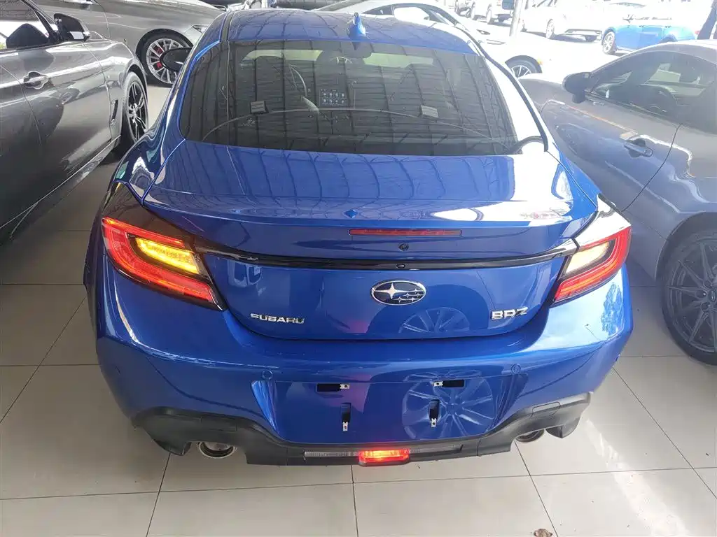 SUBARU BRZ