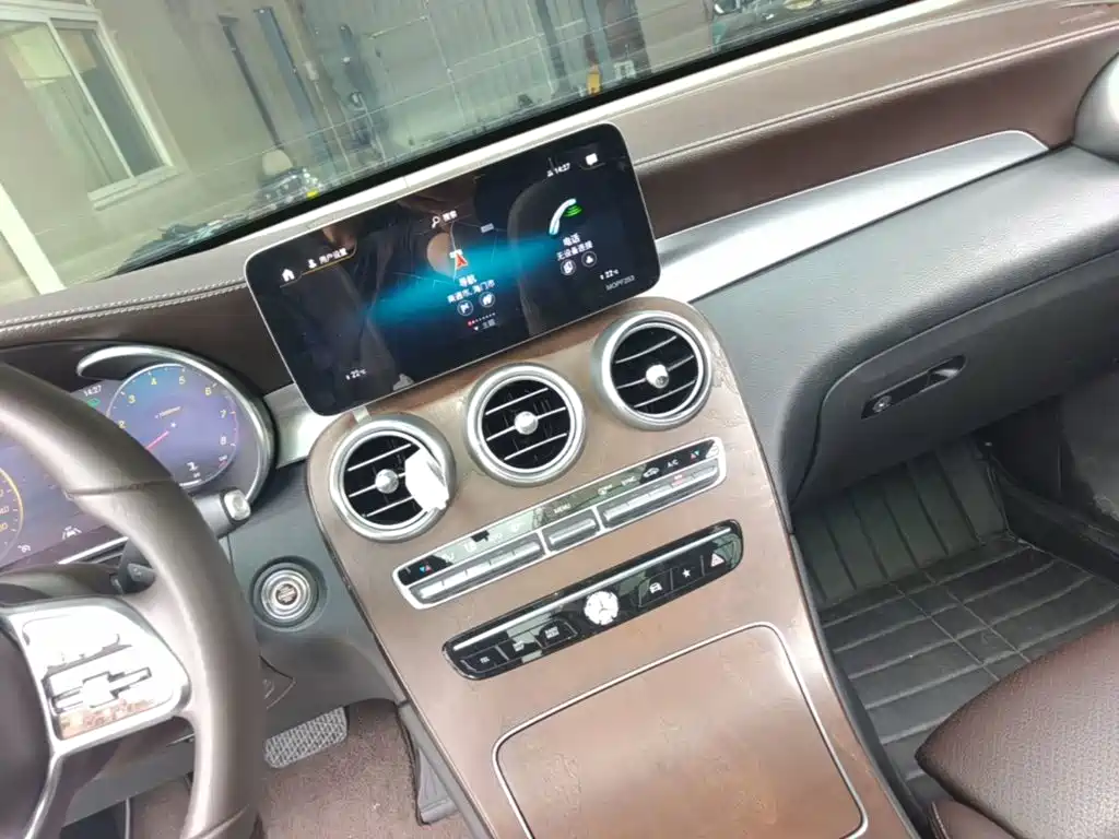 Mercedes-Benz GLC — миниатюра 13