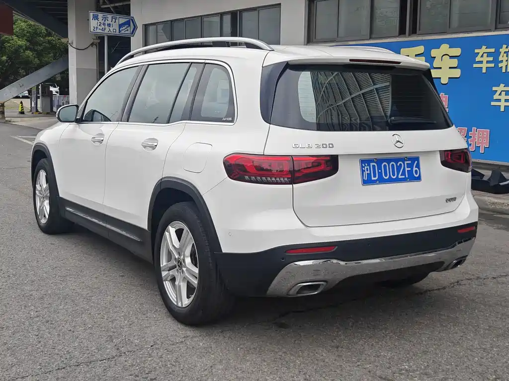Mercedes-Benz GLB — миниатюра 6