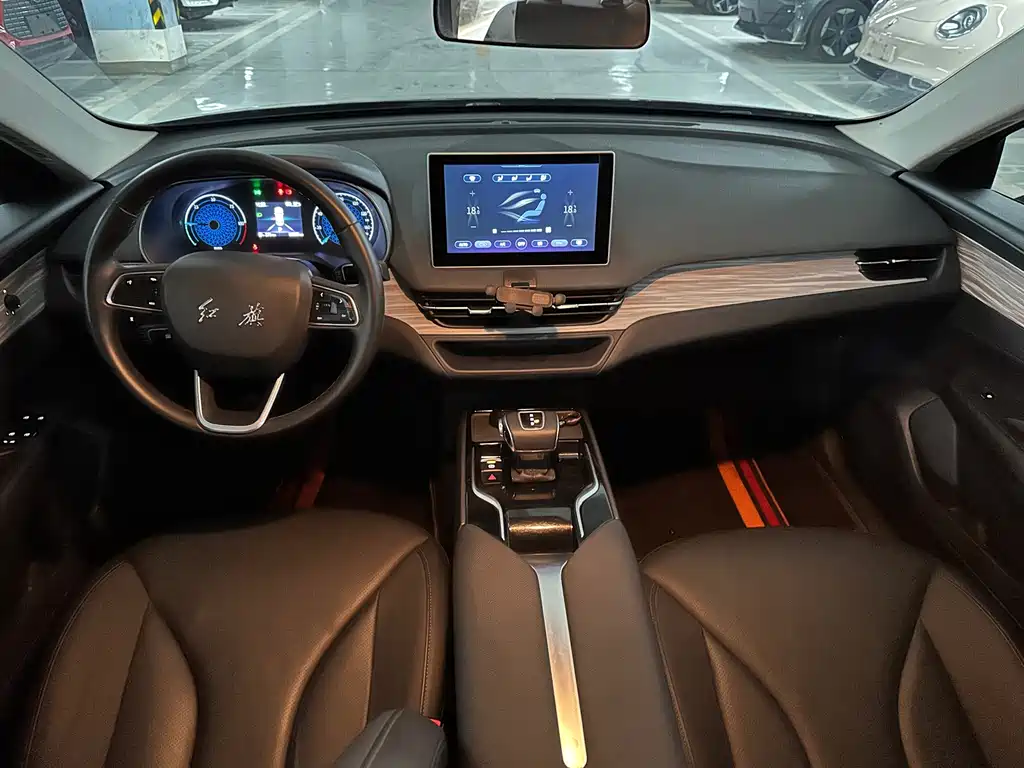 Hongqi Hongqi E-QM5 — миниатюра 16