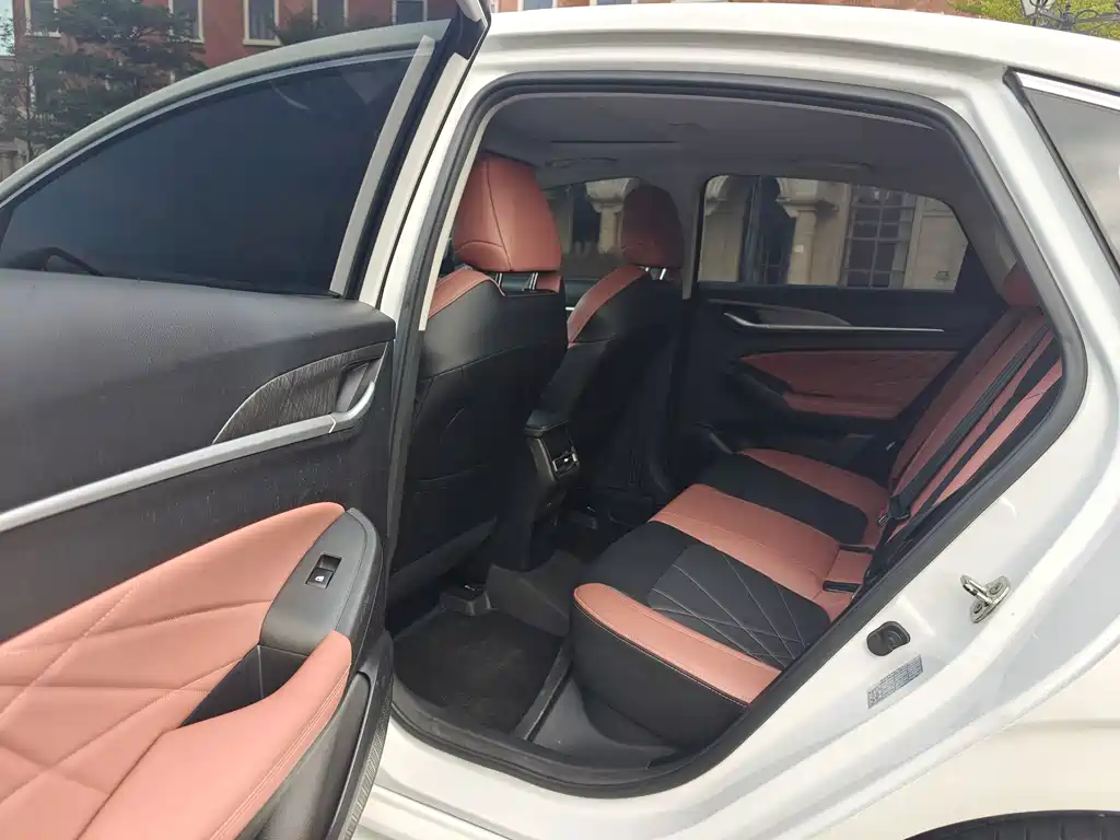 Changan Eado — миниатюра 6