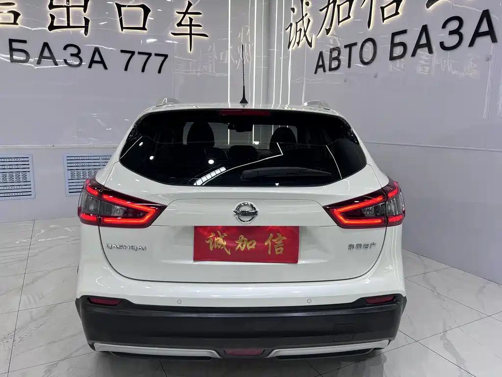 Nissan Qashqai — миниатюра 4