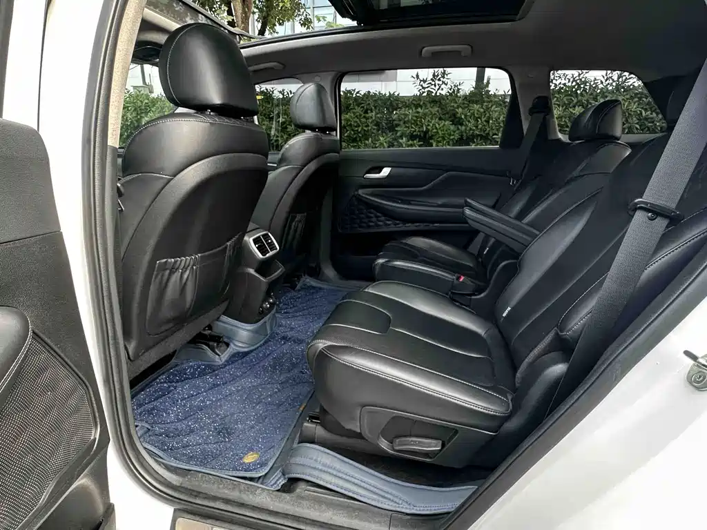Hyundai Santa Fe — миниатюра 4