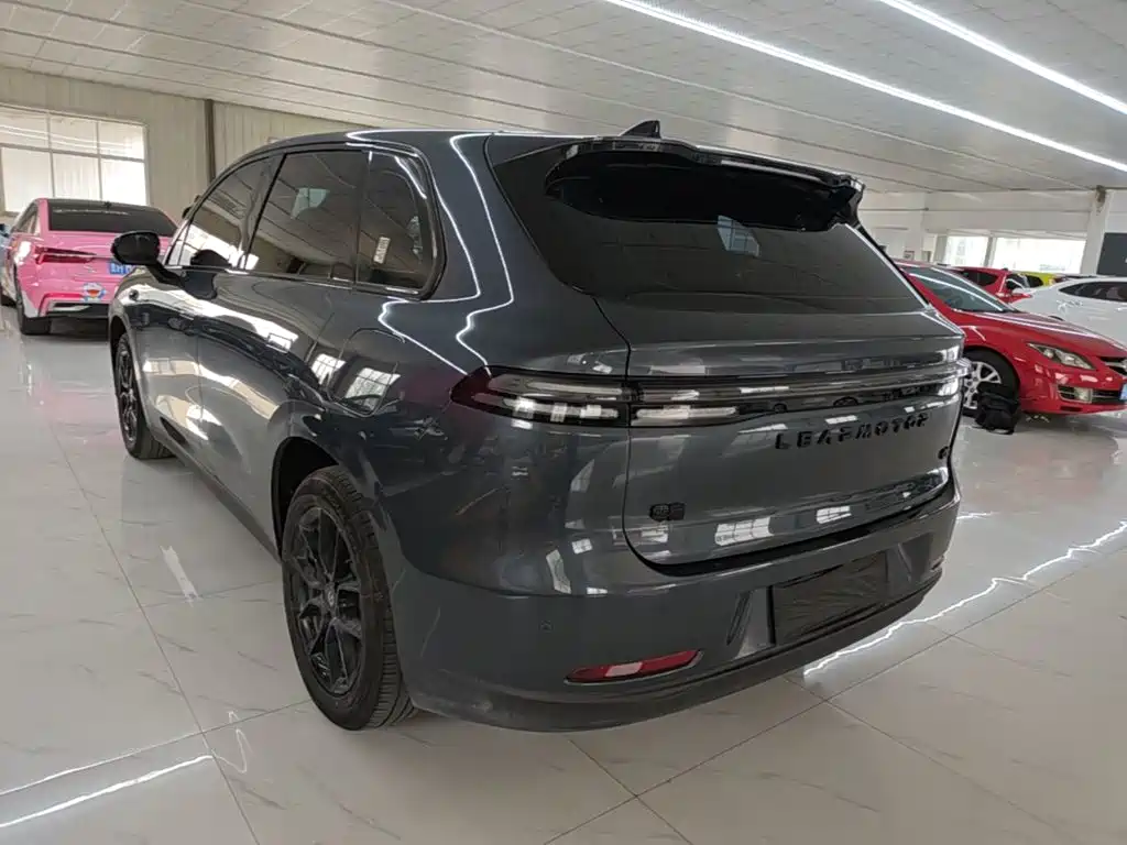 Leapmotor Leapmotor C10 — миниатюра 5