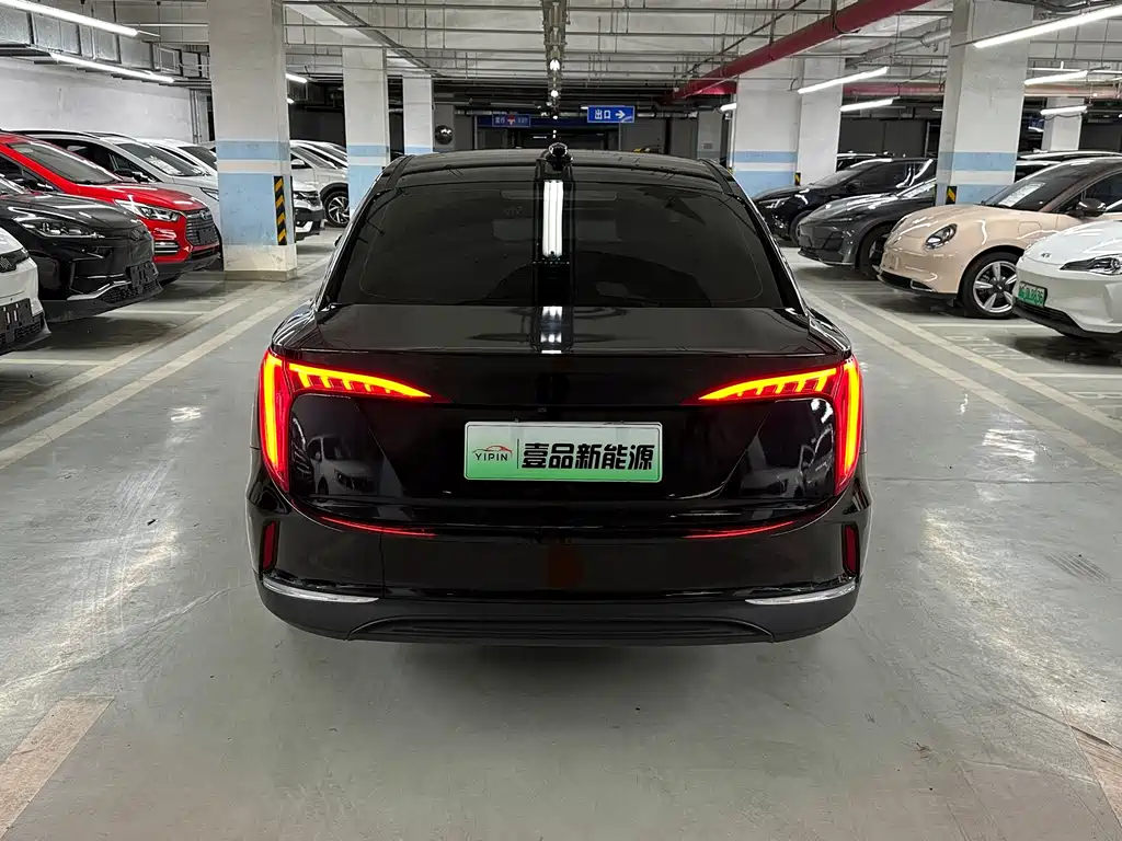 Hongqi Hongqi E-QM5 — миниатюра 5