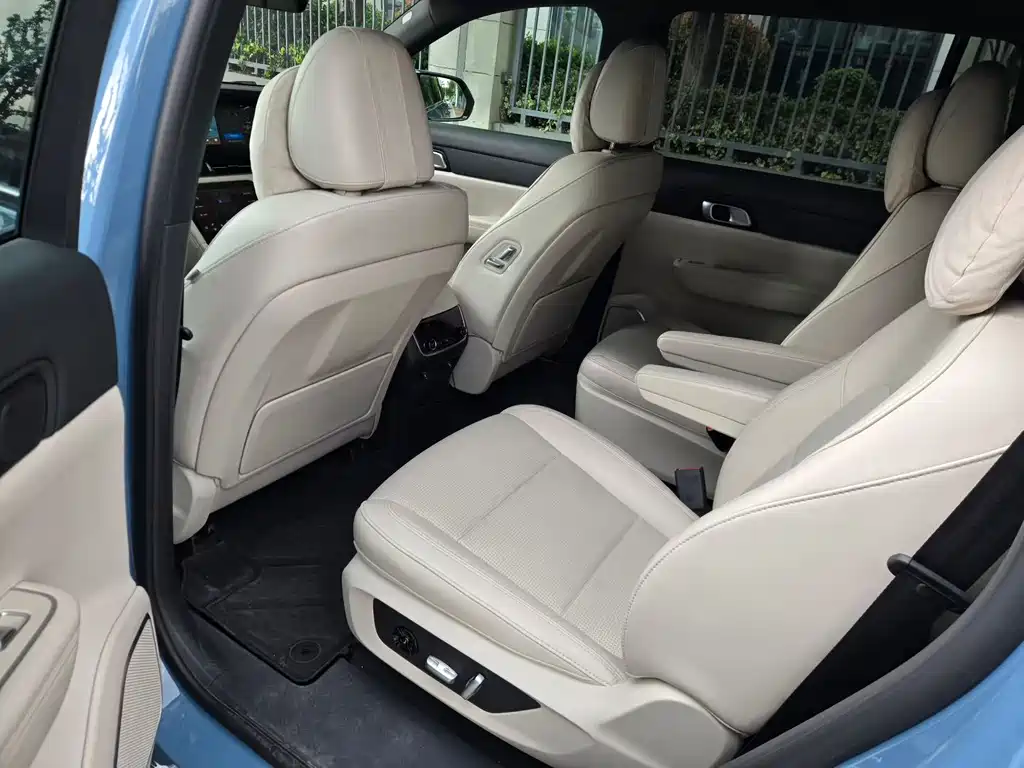 Li Auto Li ONE — миниатюра 6