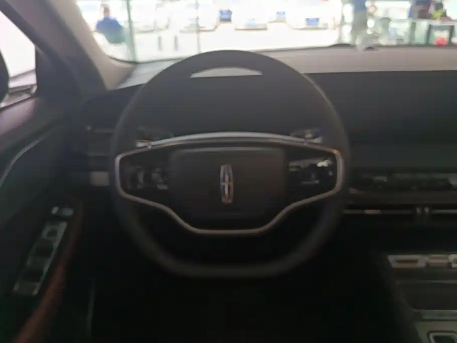 Lincoln Z — миниатюра 15