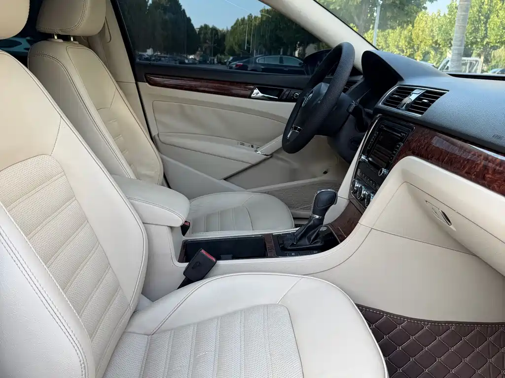 Volkswagen Passat — миниатюра 10