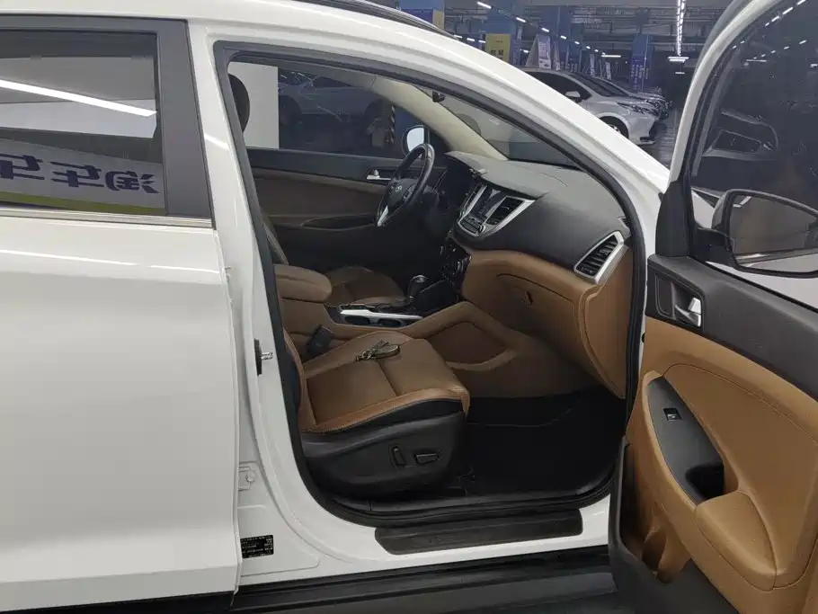 Hyundai Tucson — миниатюра 8