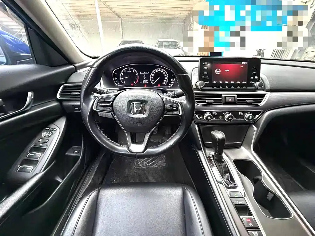 Honda Accord — миниатюра 7