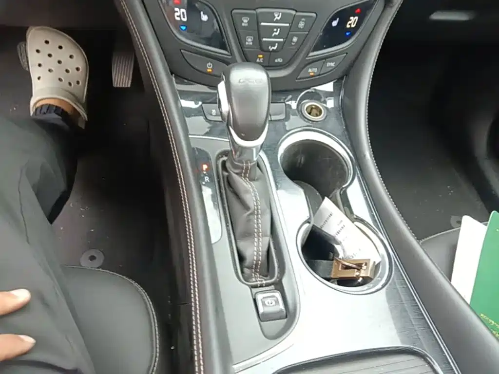 Buick Envision Plus — миниатюра 19