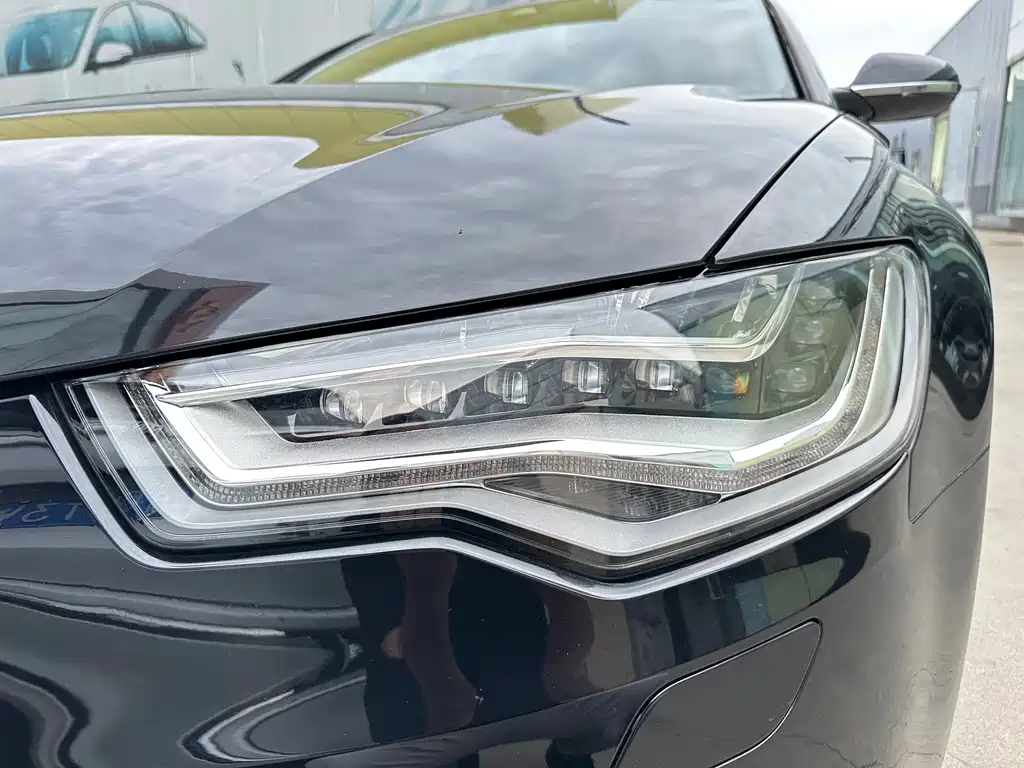 Audi A6L — миниатюра 12