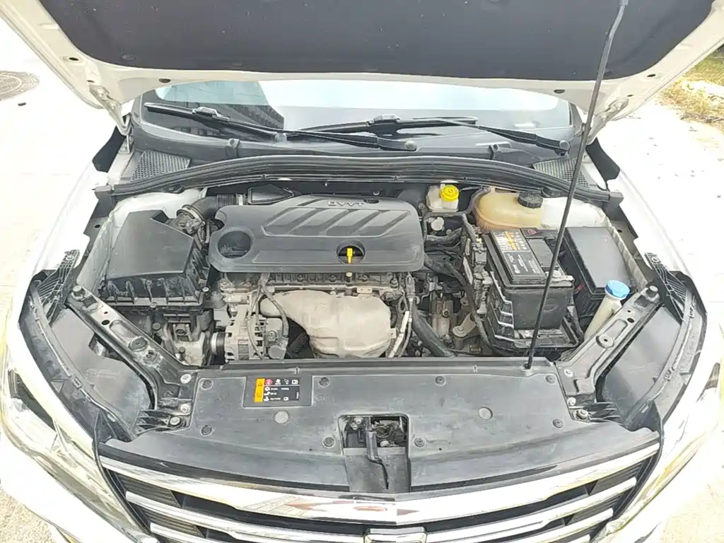 Roewe i5 — миниатюра 20