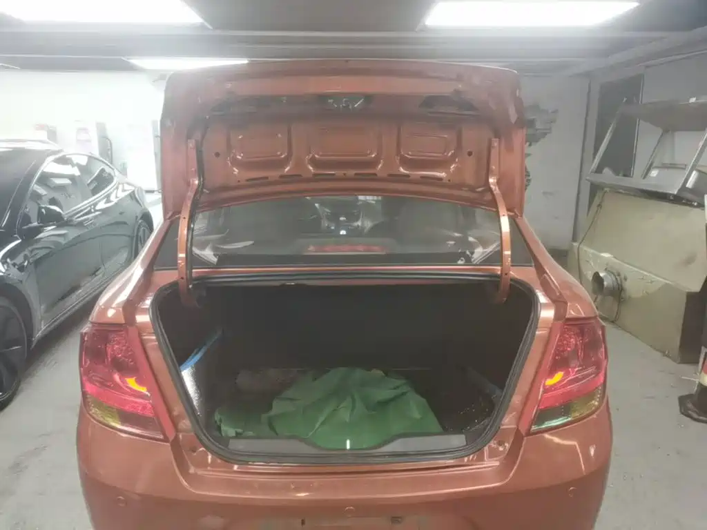Chevrolet Sail — миниатюра 19