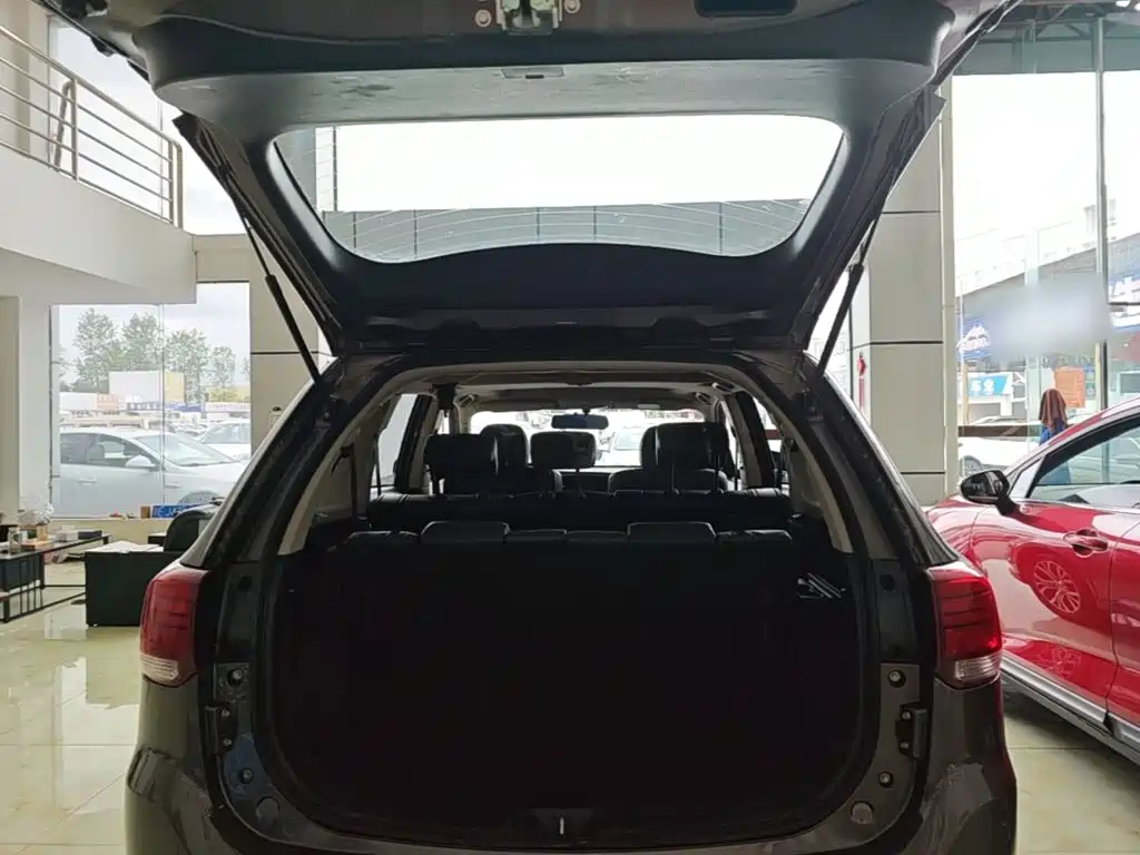 Mitsubishi Outlander — миниатюра 19
