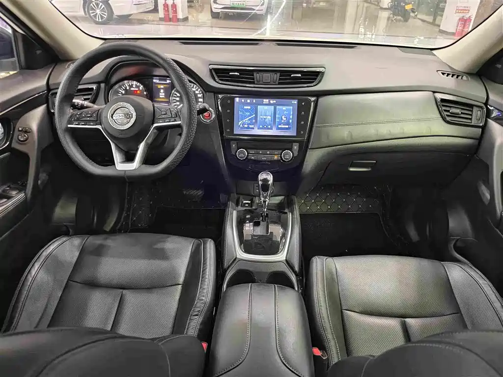 Nissan X-Trail — миниатюра 6