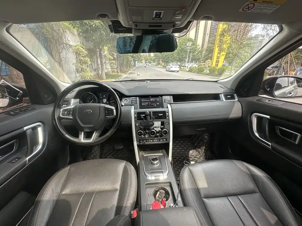 Land Rover Discovery Sport — миниатюра 9