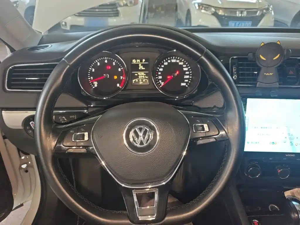 Volkswagen Sagitar — миниатюра 11