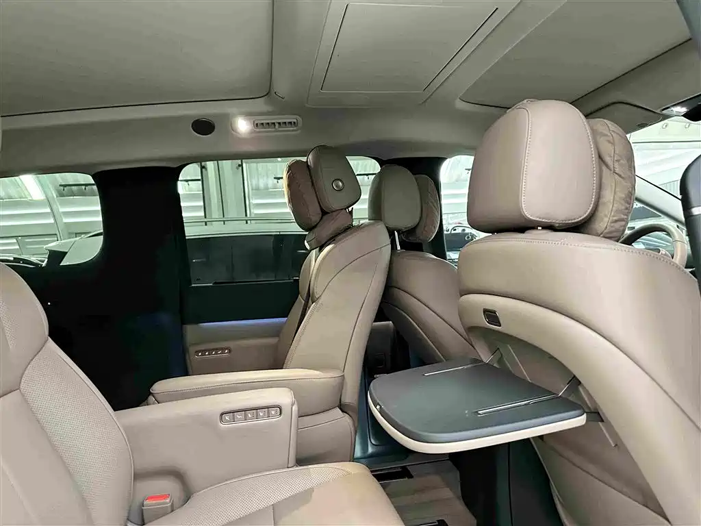 Li Auto Li MEGA — миниатюра 32