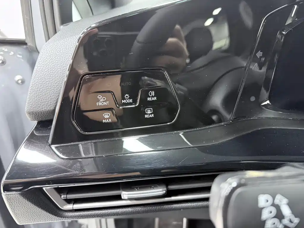 Volkswagen Golf — миниатюра 11