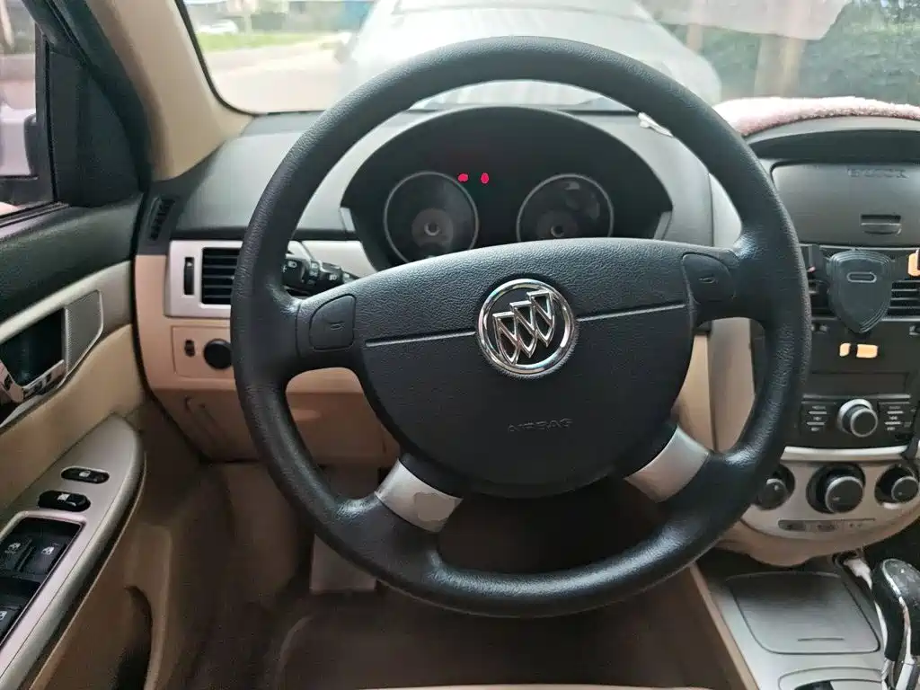 Buick Excelle — миниатюра 12