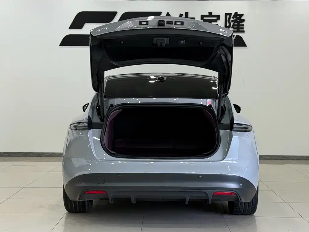 NIO ET5 — миниатюра 30