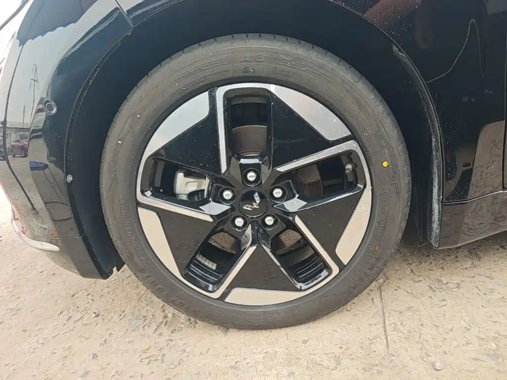 Wuling Xingguang — миниатюра 23