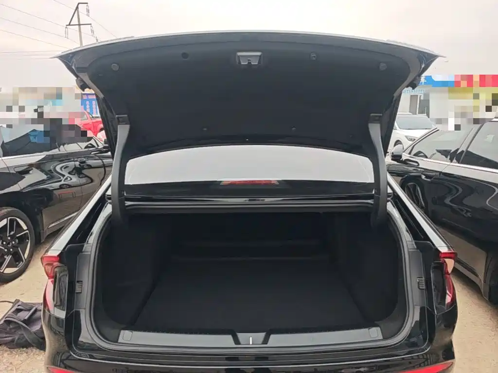 Wuling Xingguang — миниатюра 19