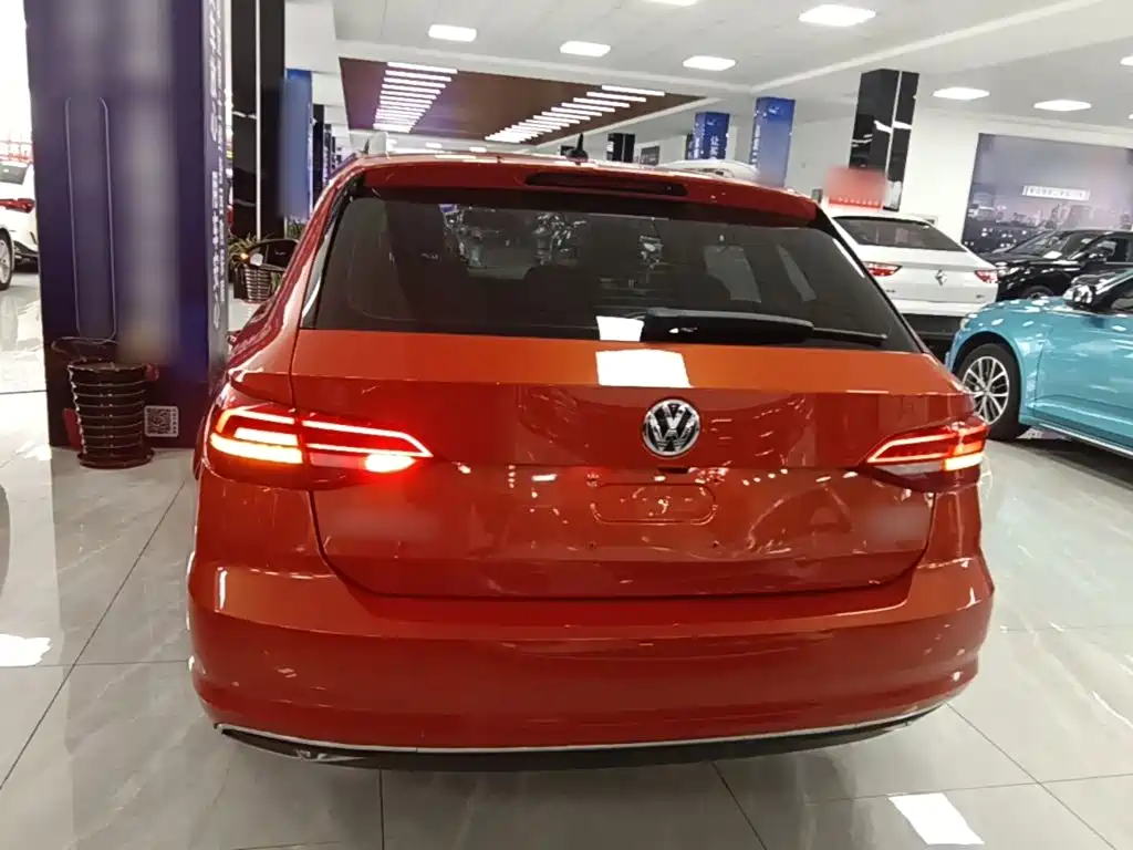 Volkswagen Lavida — миниатюра 6