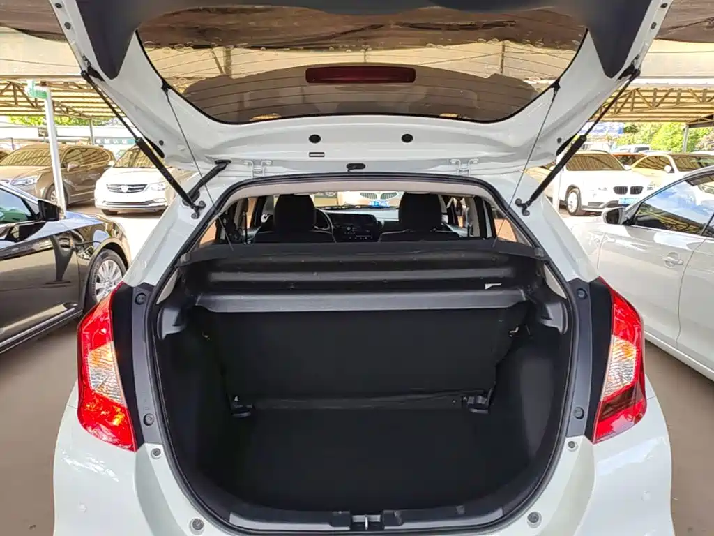 Honda Fit — миниатюра 19