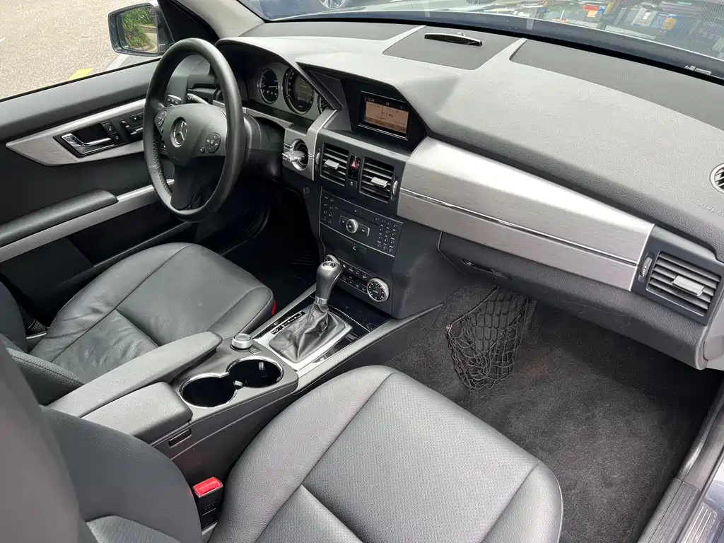 Mercedes-Benz GLK-Class (Import) — миниатюра 15