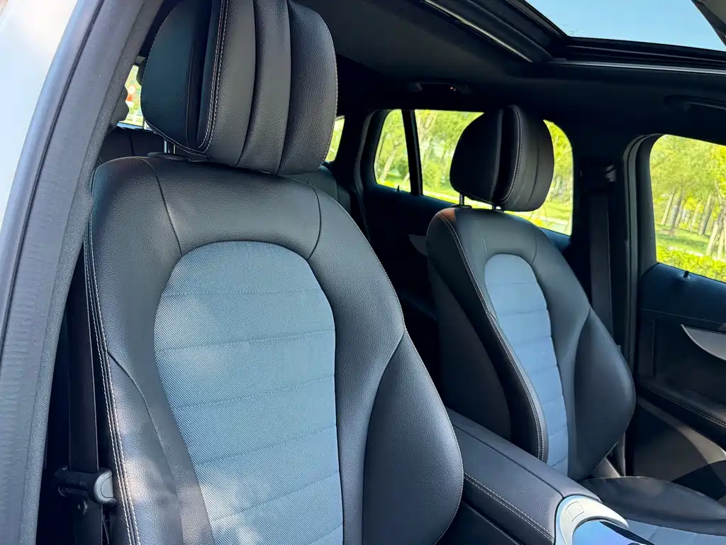 Mercedes-Benz EQC — миниатюра 19