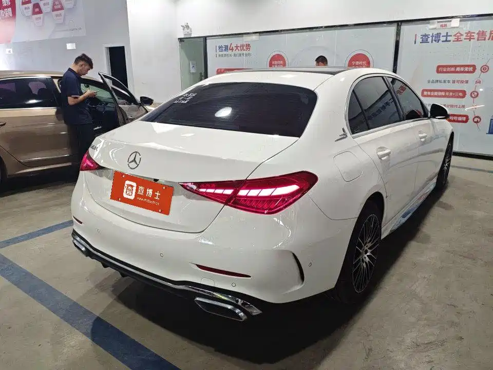 Mercedes-Benz C-Class — миниатюра 2