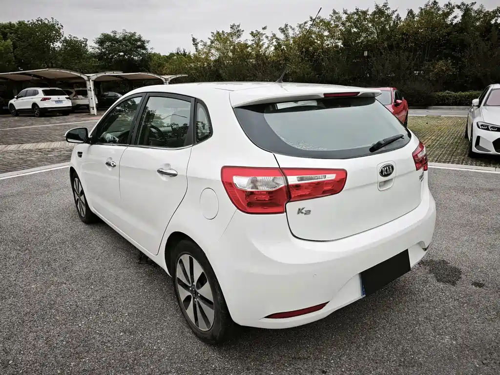 Kia K2 — миниатюра 6