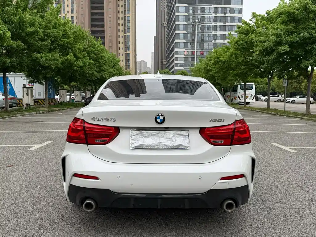 BMW 1 Series — миниатюра 8