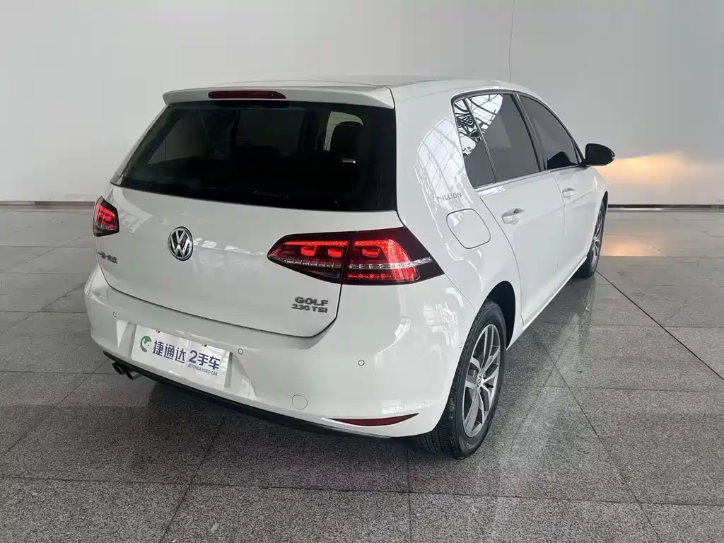 Volkswagen Golf — миниатюра 10