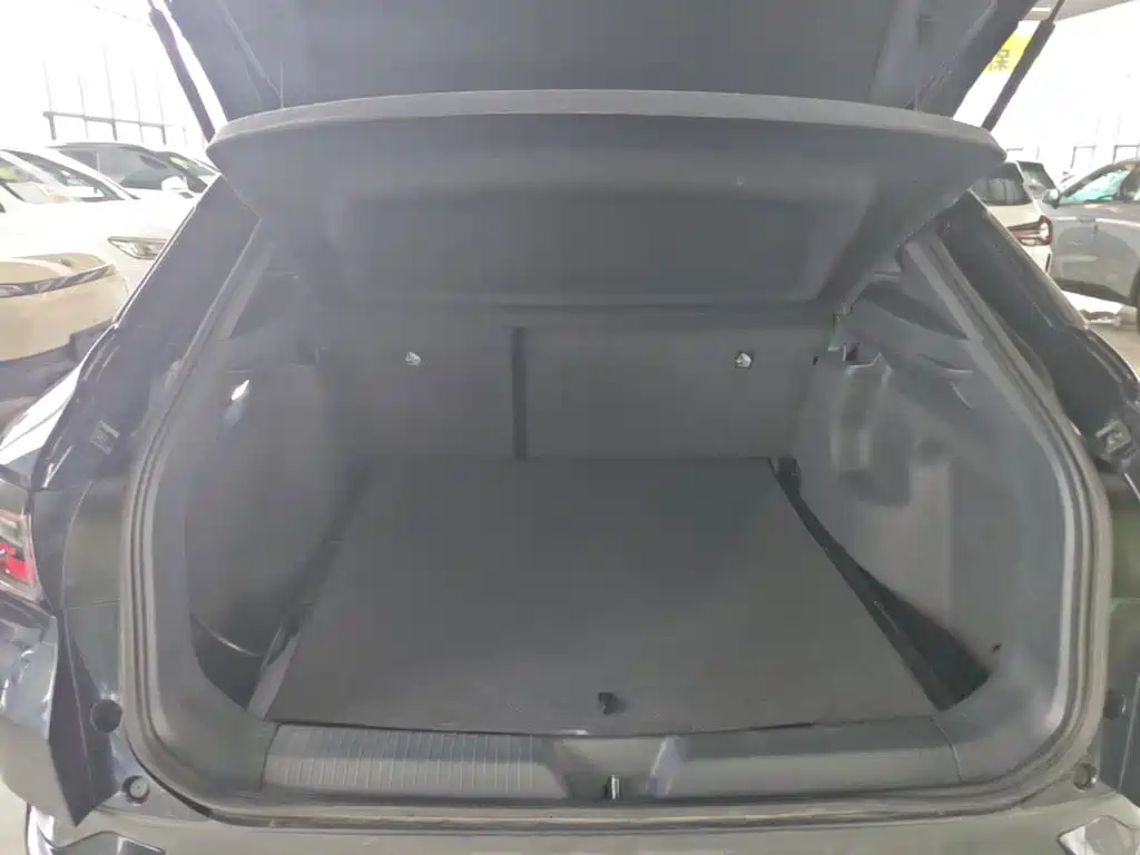 Volkswagen ID.4 Crozz — миниатюра 19