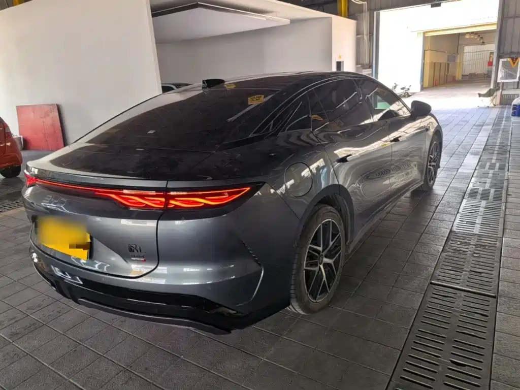 BYD Han L — миниатюра 7