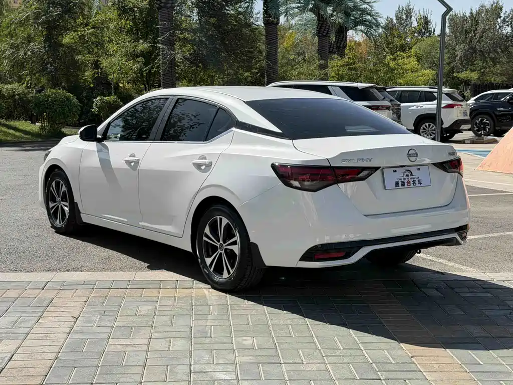 Nissan Sylphy — миниатюра 7