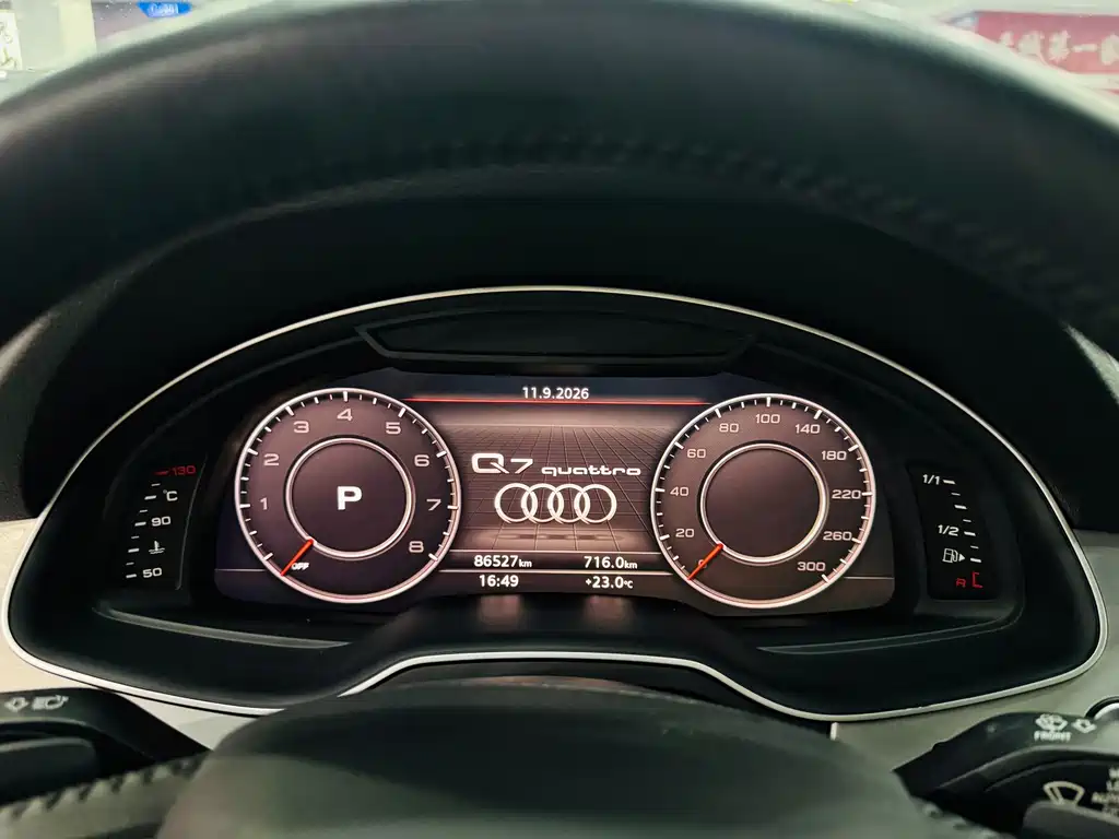 Audi Q7 — миниатюра 8