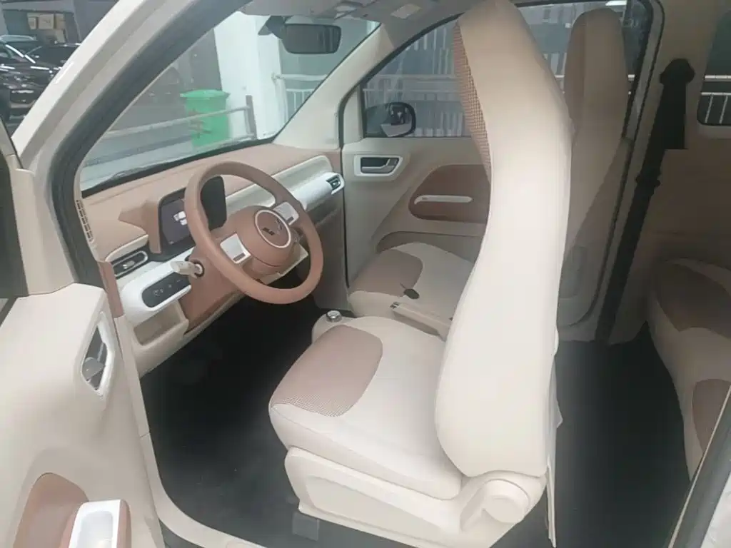 Wuling MINIEV — миниатюра 15