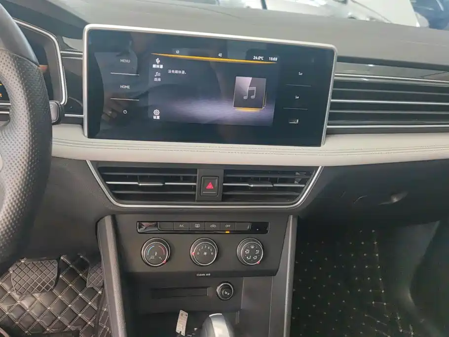 Volkswagen Tiguan L — миниатюра 13