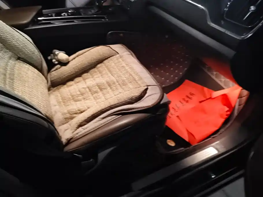 Volvo XC60 — миниатюра 8