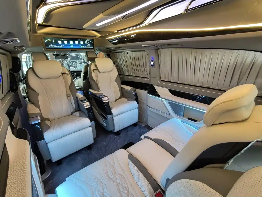 Mercedes-Benz V-Class — миниатюра 14