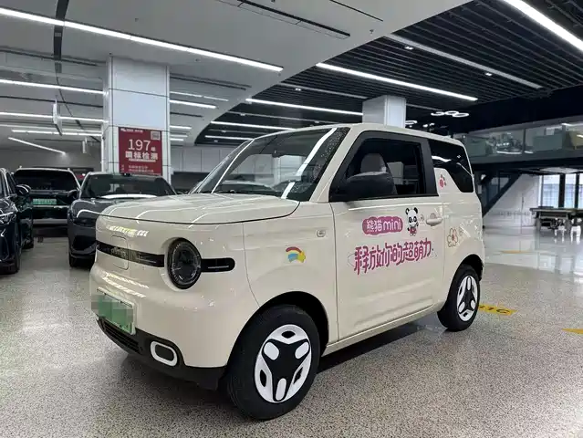 2025 Geely LC (Panda)