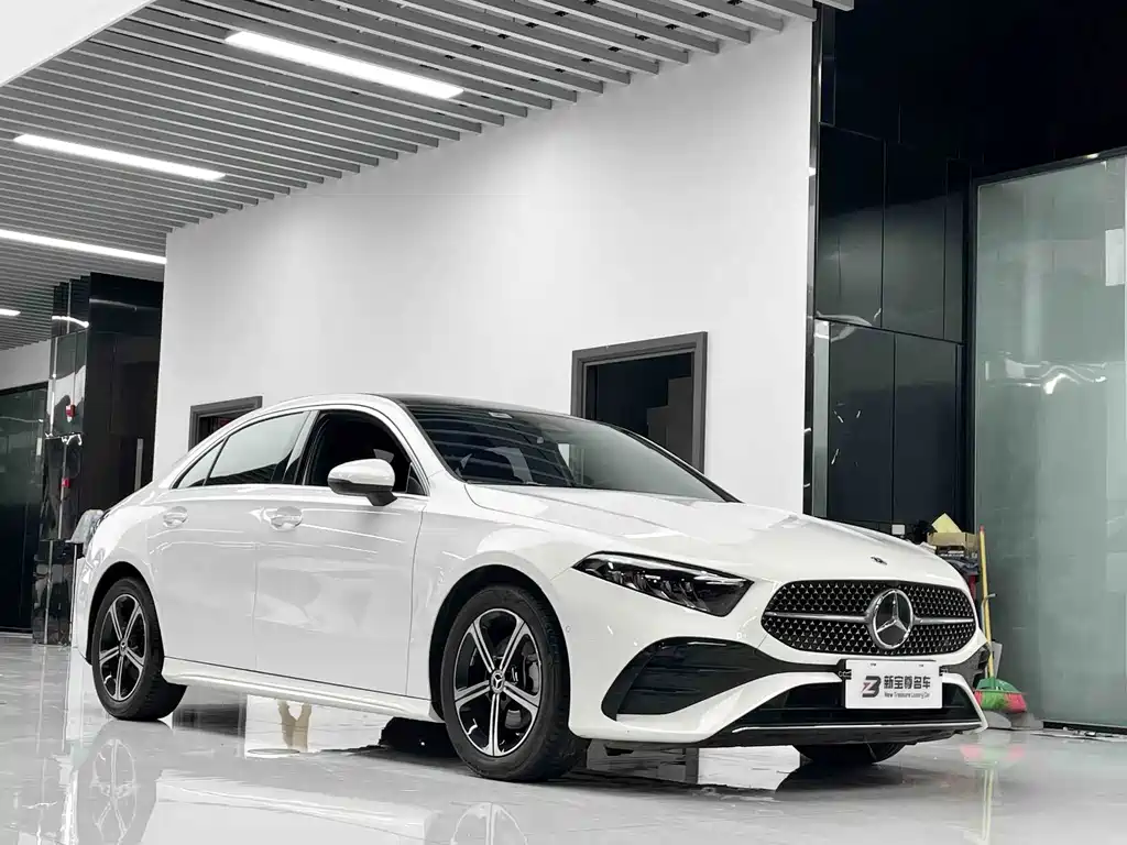Mercedes-Benz A-Class — миниатюра 4